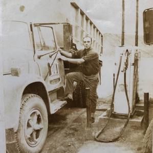 Meet your Posher, Peter